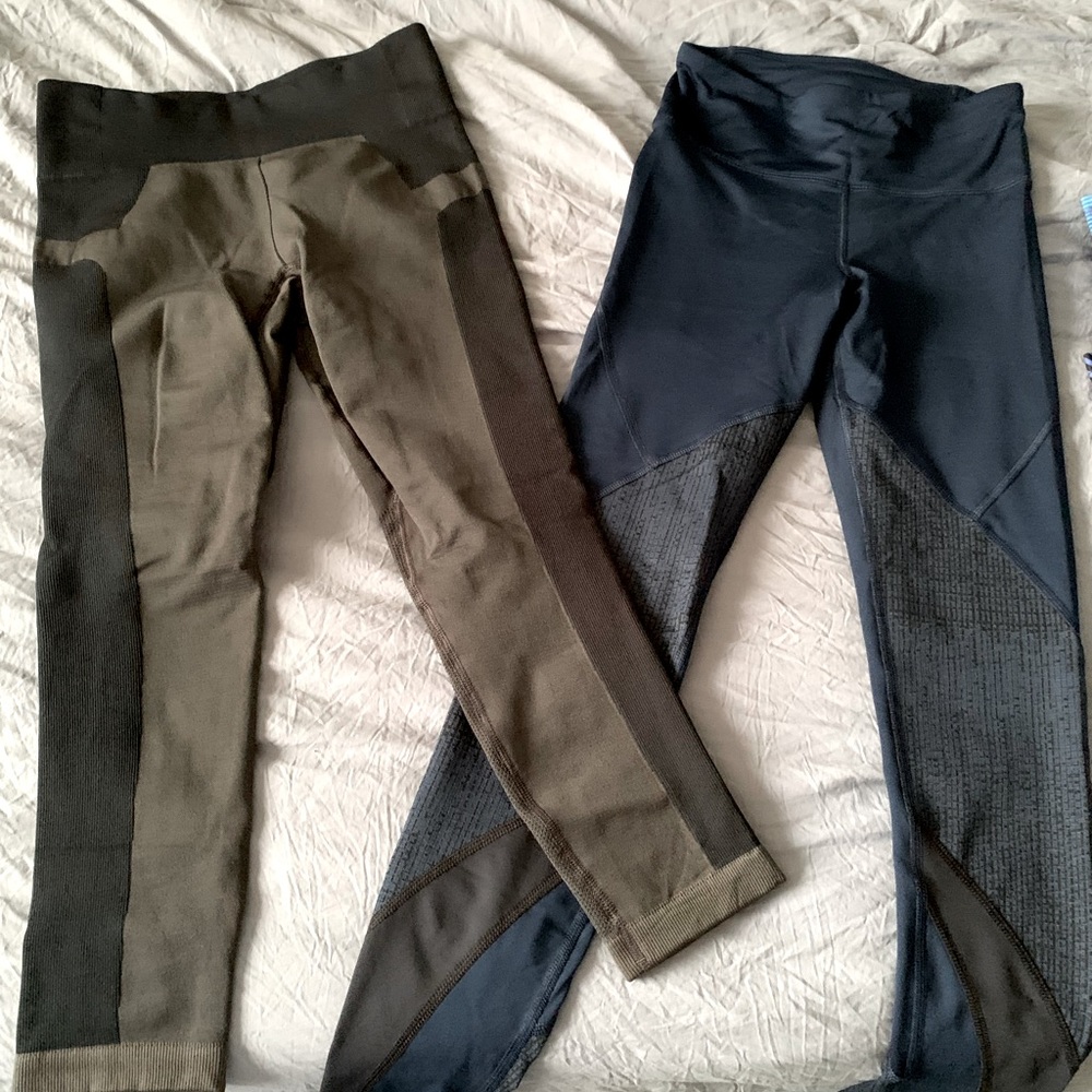 Bundle of 2 gym legging under armour seamless size XS